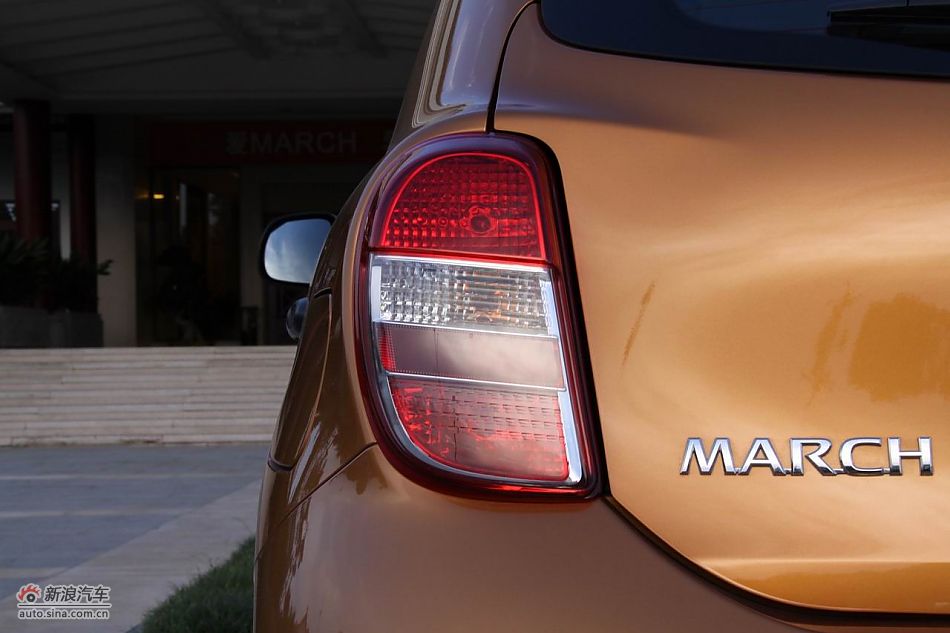 东风日产玛驰外观