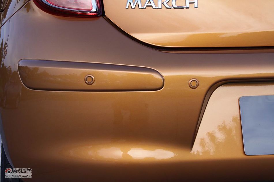东风日产玛驰外观