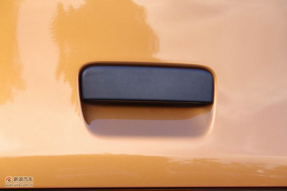 东风日产玛驰外观