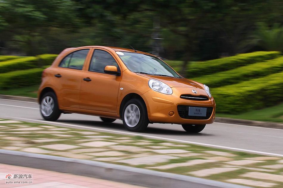 东风日产玛驰外观