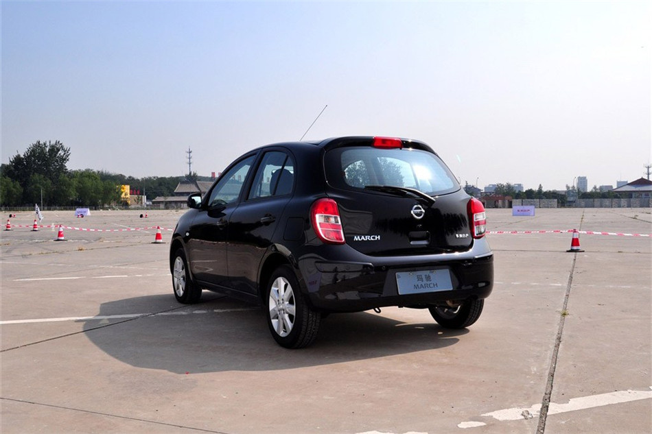 2011款 1.5XV AT易智版 外观