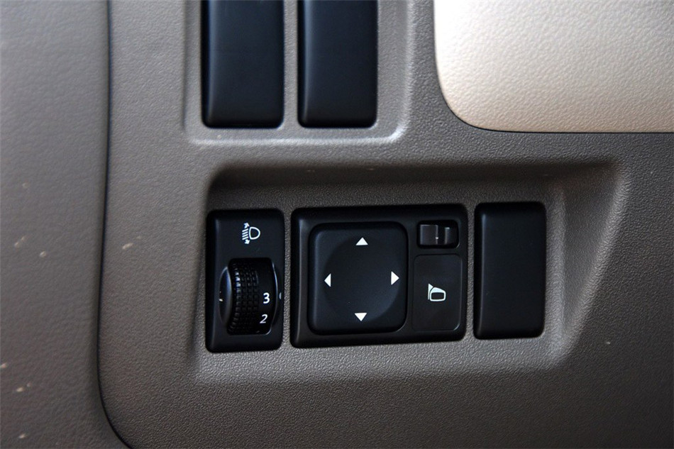 2011款 1.5XV AT易智版 内饰