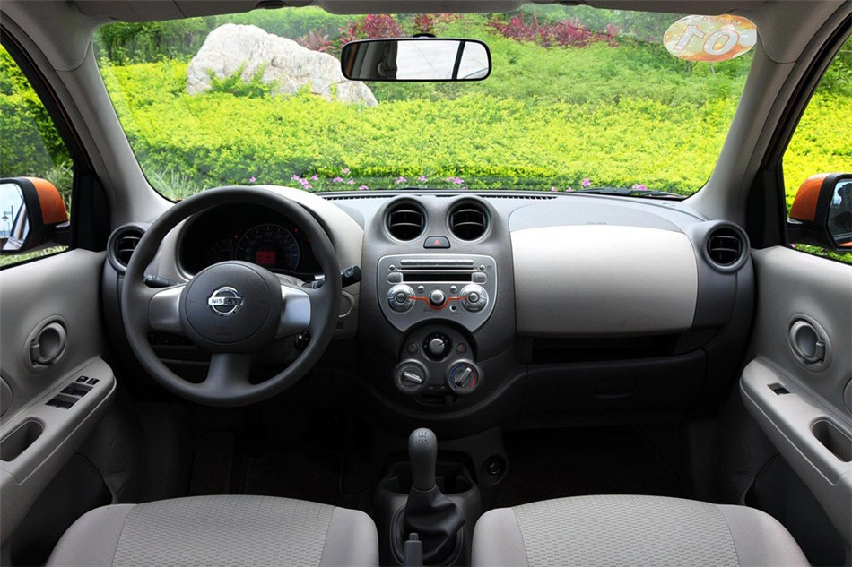 2011款 1.5XV AT易智版 内饰