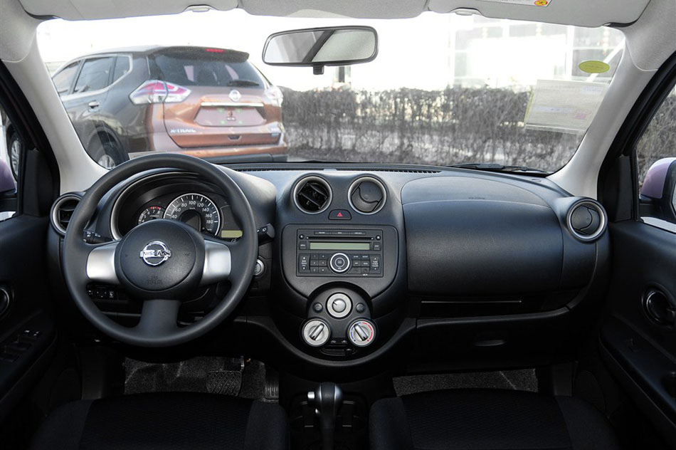 2015款 1.5L 自动易智版 内饰