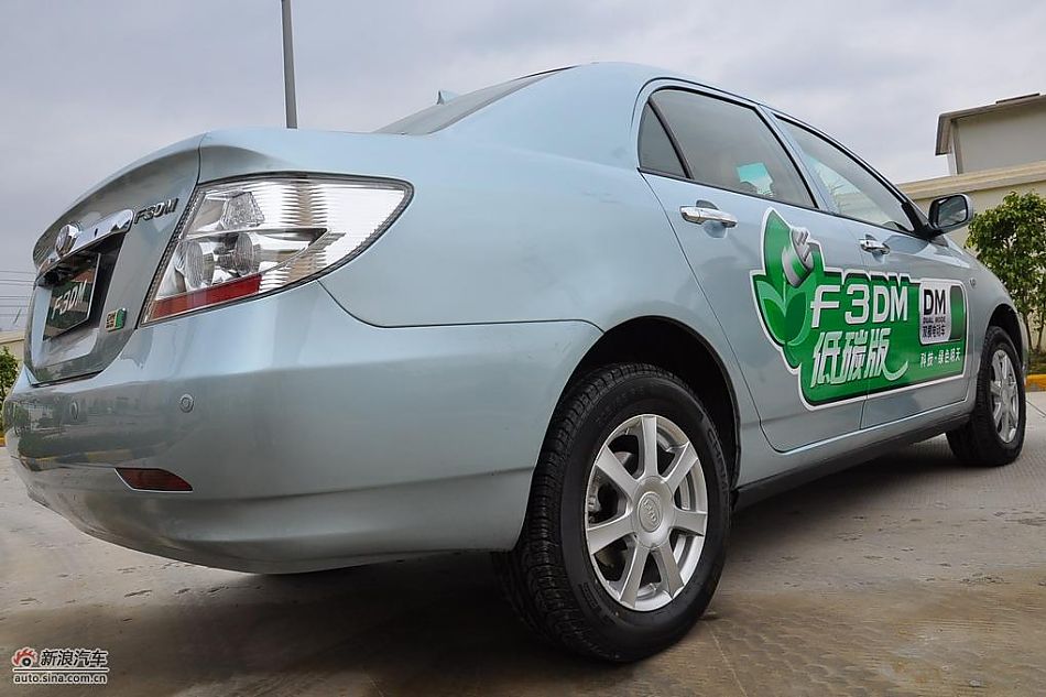 比亚迪F3DM低碳版外观实拍图