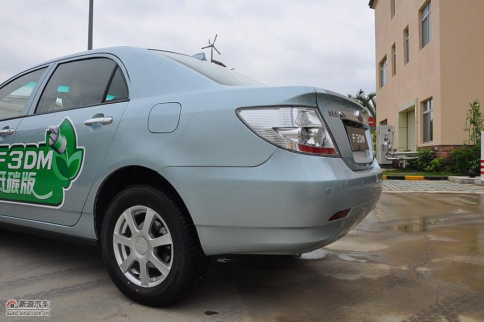 比亚迪F3DM低碳版外观实拍图