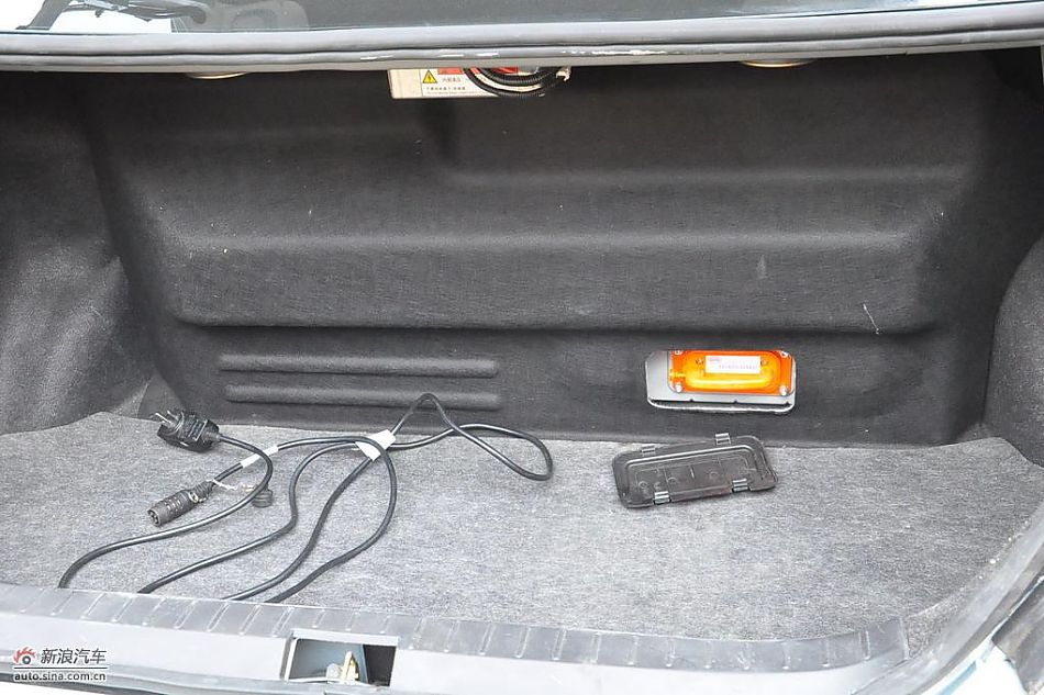 比亚迪F3DM低碳版内饰实拍图