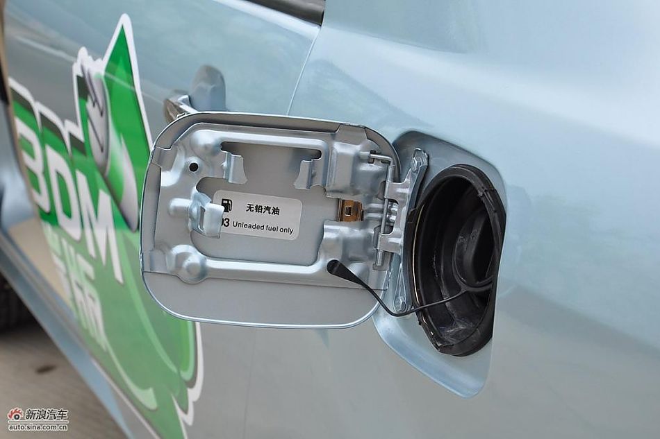 比亚迪F3DM低碳版外观实拍图