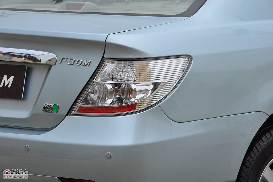 比亚迪F3DM低碳版外观实拍图