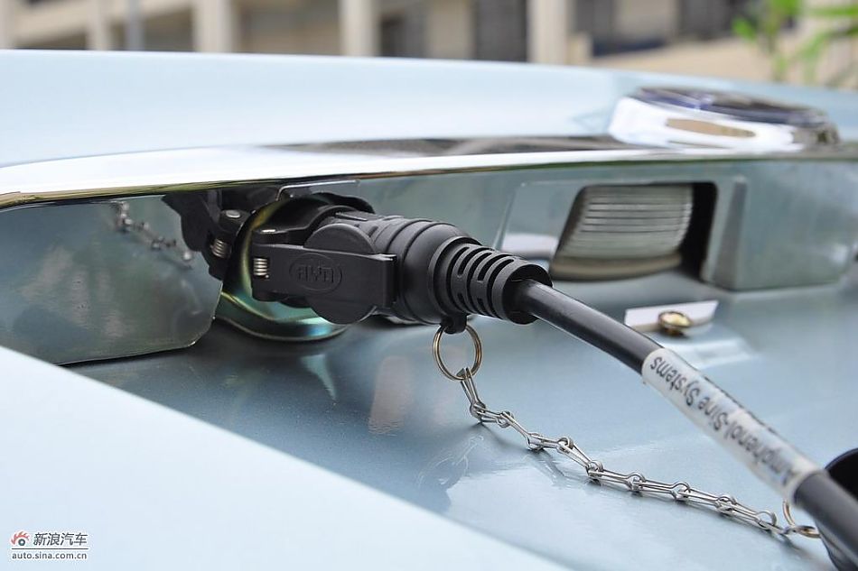 比亚迪F3DM低碳版外观实拍图