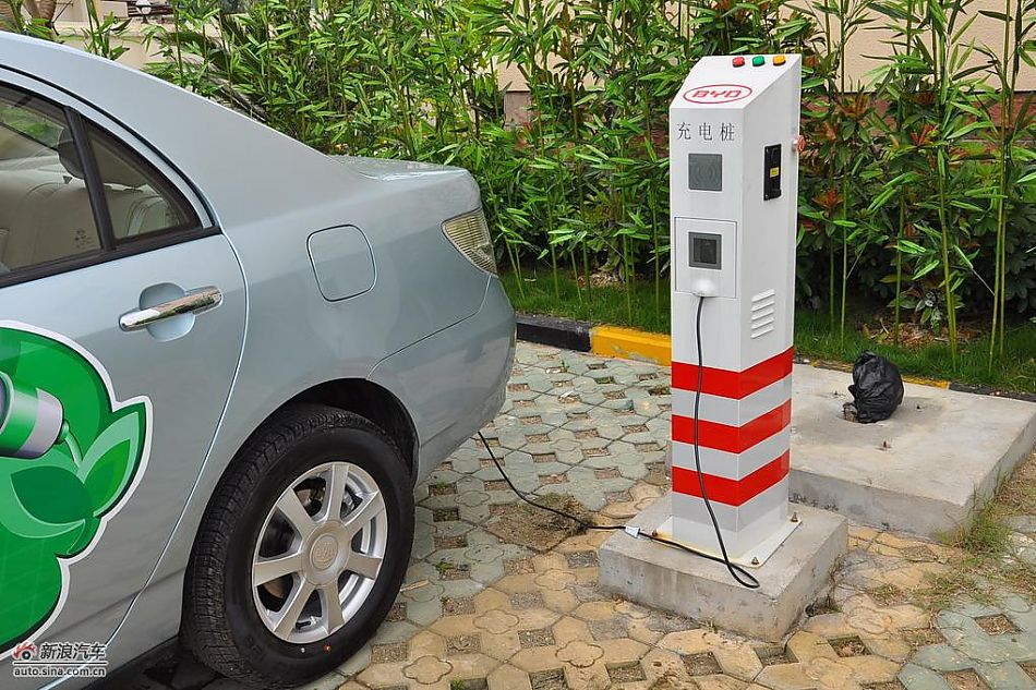 比亚迪F3DM低碳版外观实拍图