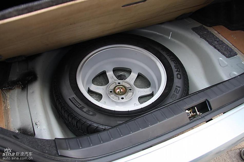 比亚迪F3DM抢先实拍图