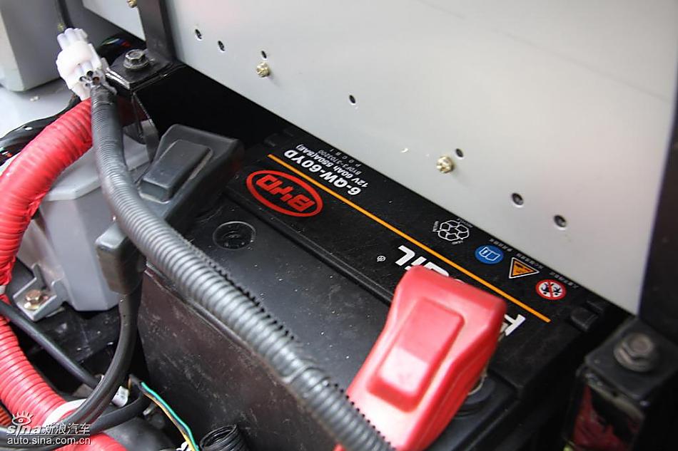 比亚迪F3DM抢先实拍图