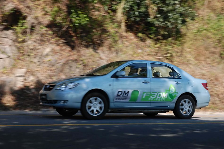 比亚迪F3DM实拍图