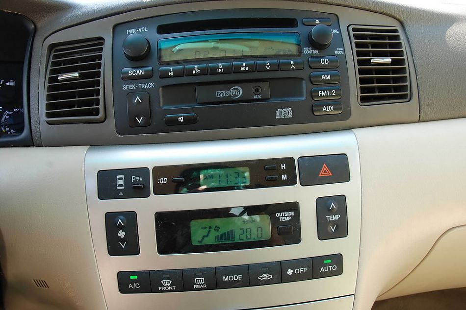 比亚迪F3DM实拍图