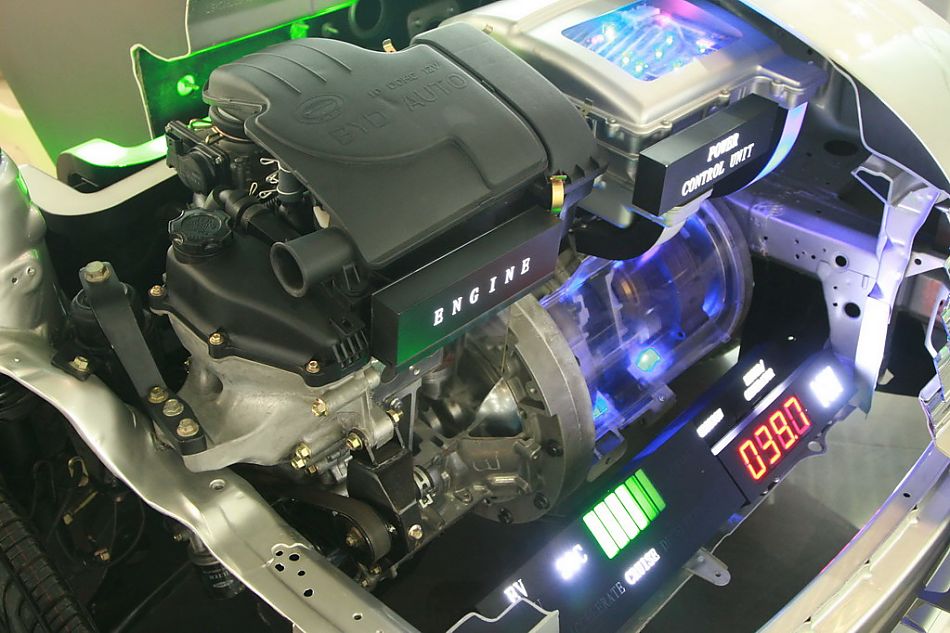 比亚迪F3DM解剖图