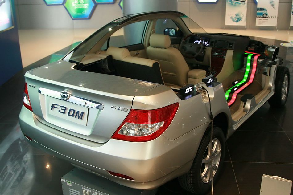 比亚迪F3DM解剖图