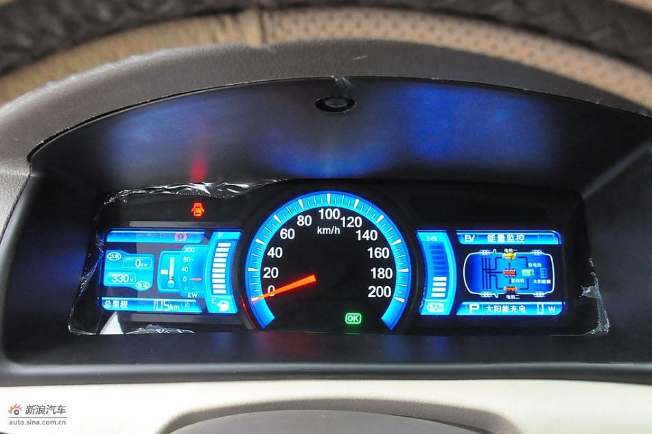 比亚迪F3DM低碳版双模电动车内饰图