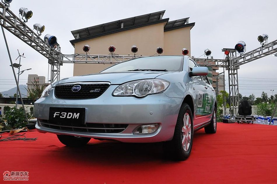 比亚迪F3DM低碳版双模电动车外观图