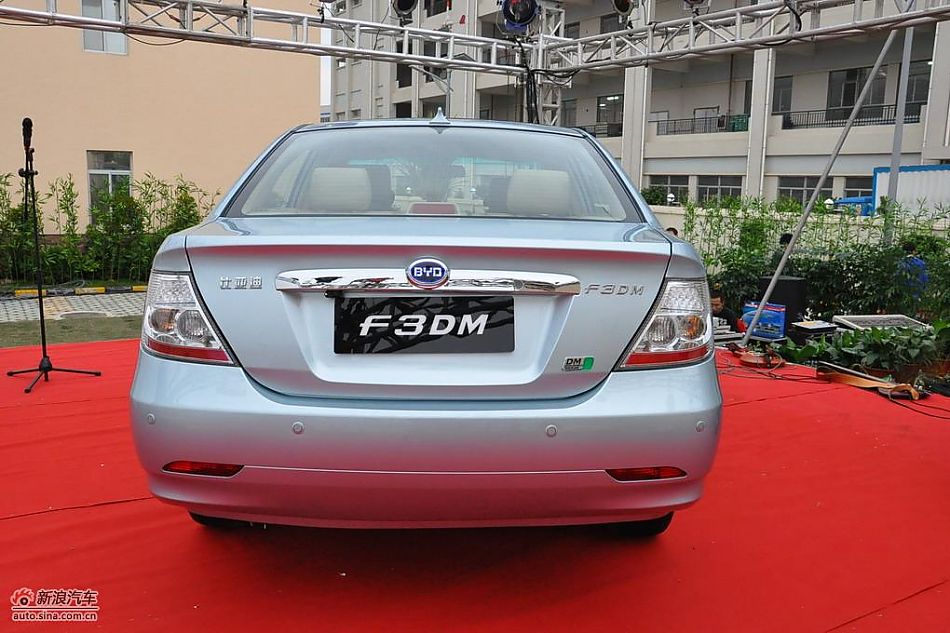 比亚迪F3DM低碳版双模电动车外观图