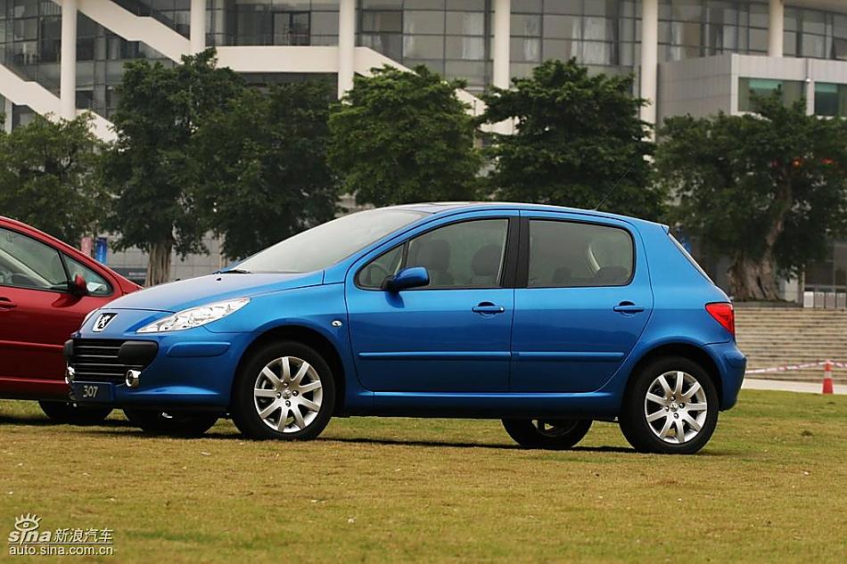 两厢307外观