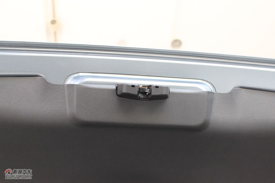 新标致307两厢其他