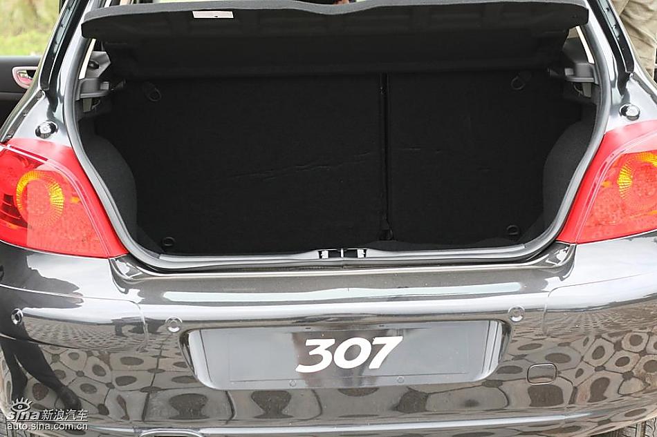 两厢307内饰