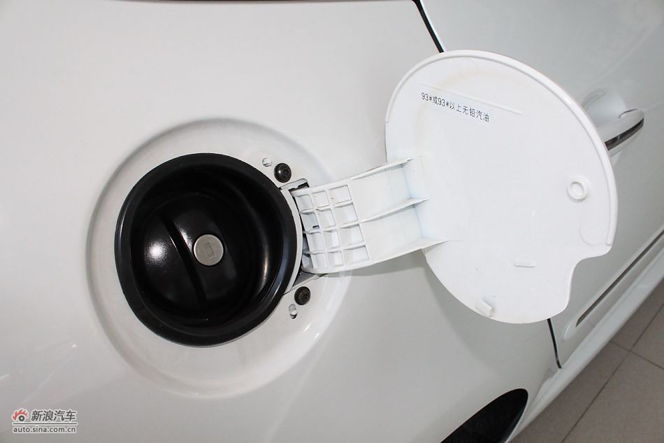 新标致307三厢其他