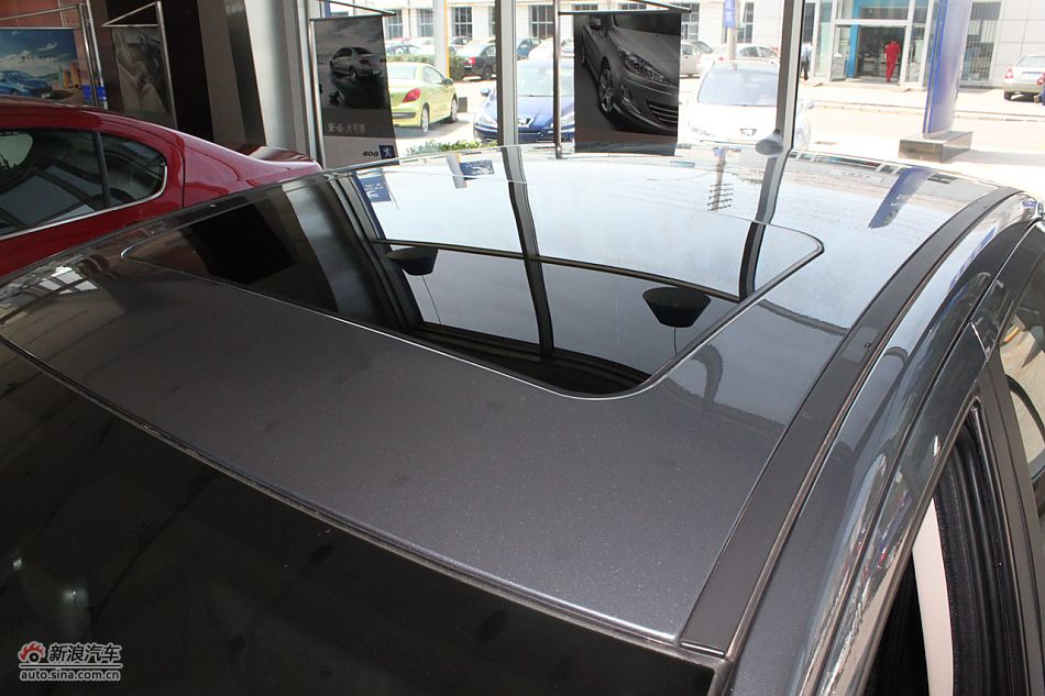 新标致307两厢外观细节