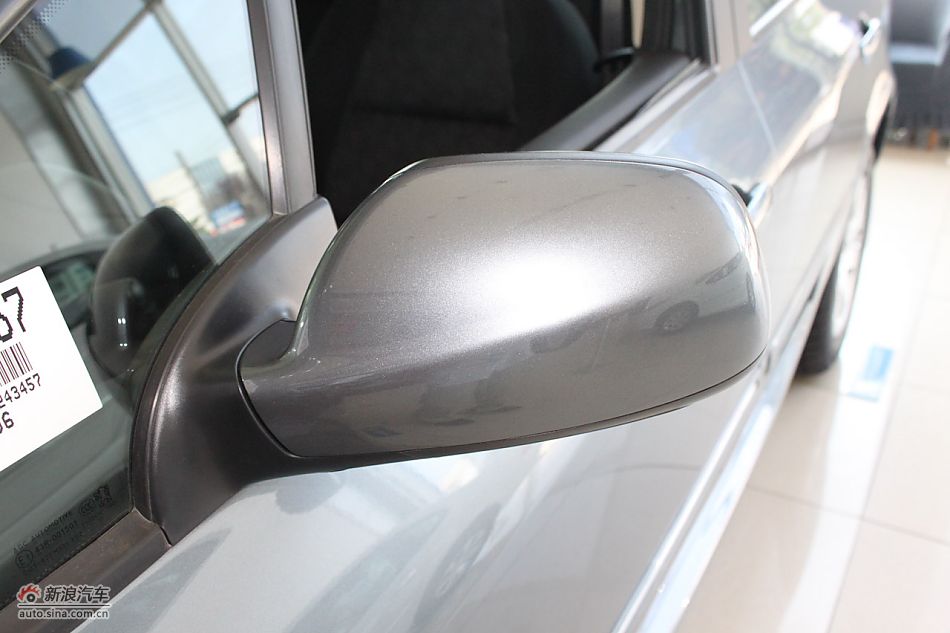 新标致307两厢外观细节