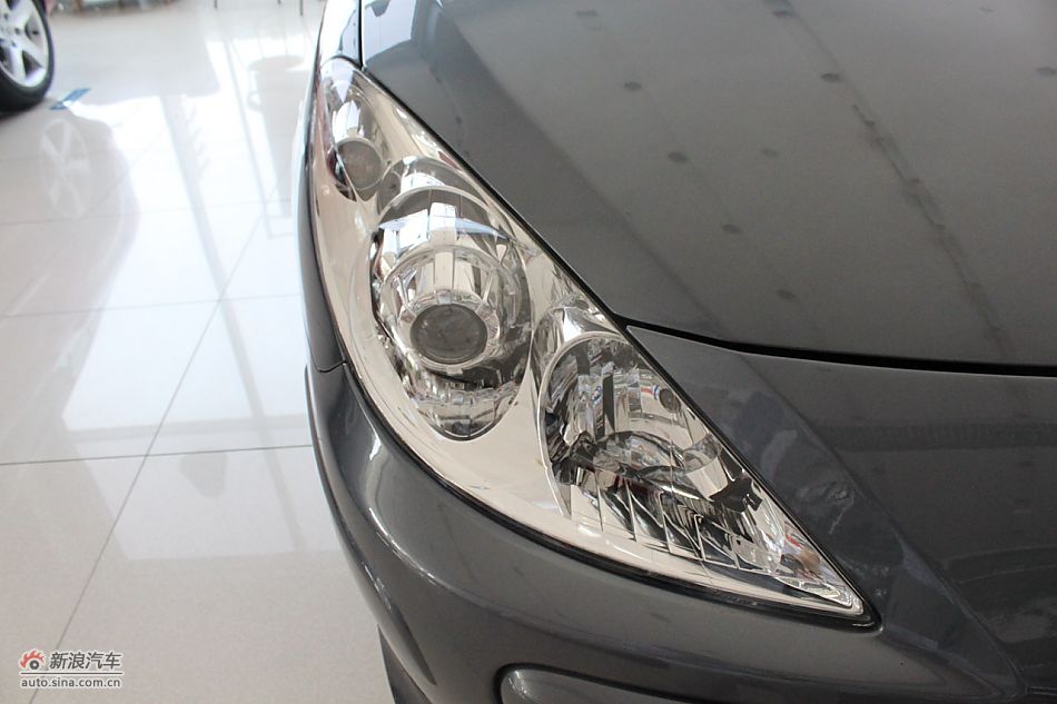 新标致307两厢外观细节