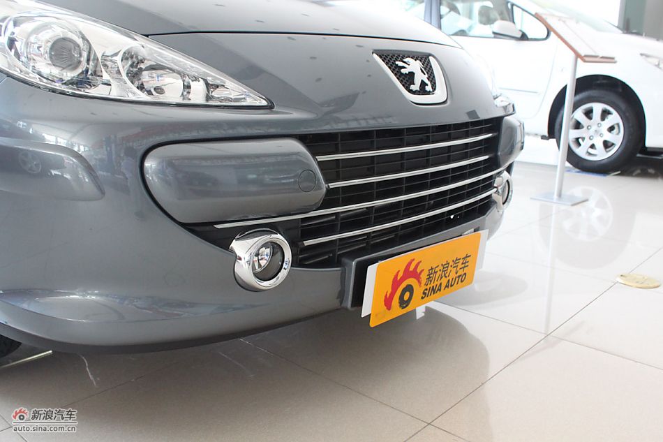 新标致307两厢外观细节