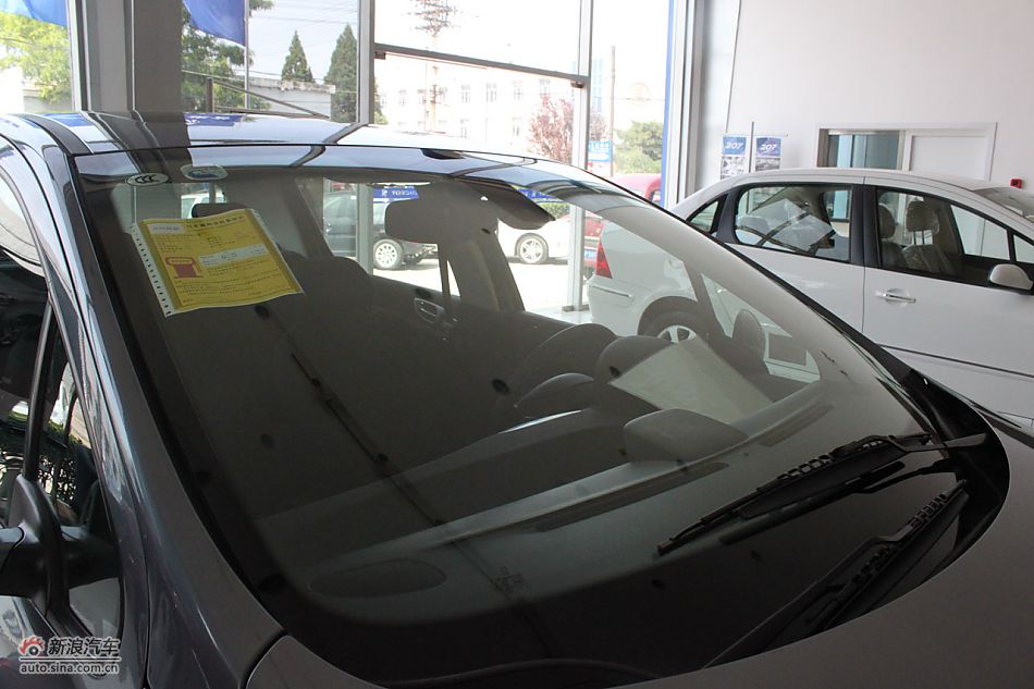 新标致307两厢外观细节