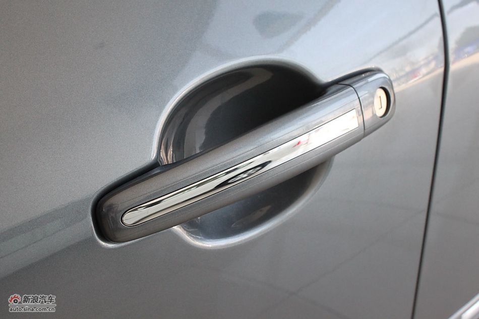 新标致307两厢外观细节