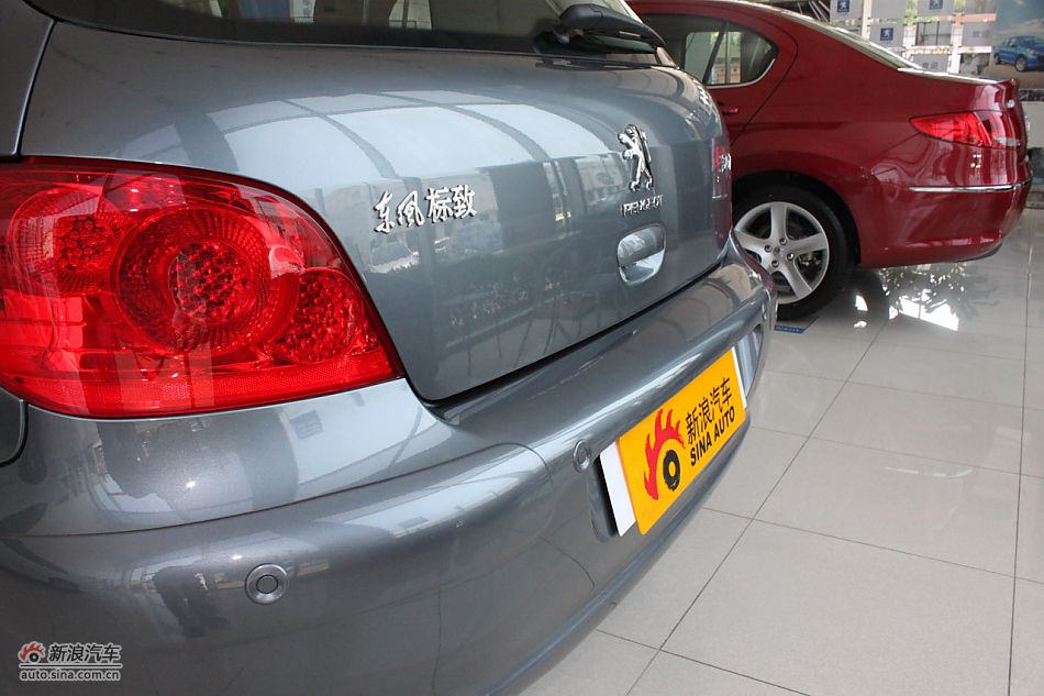 新标致307两厢外观细节
