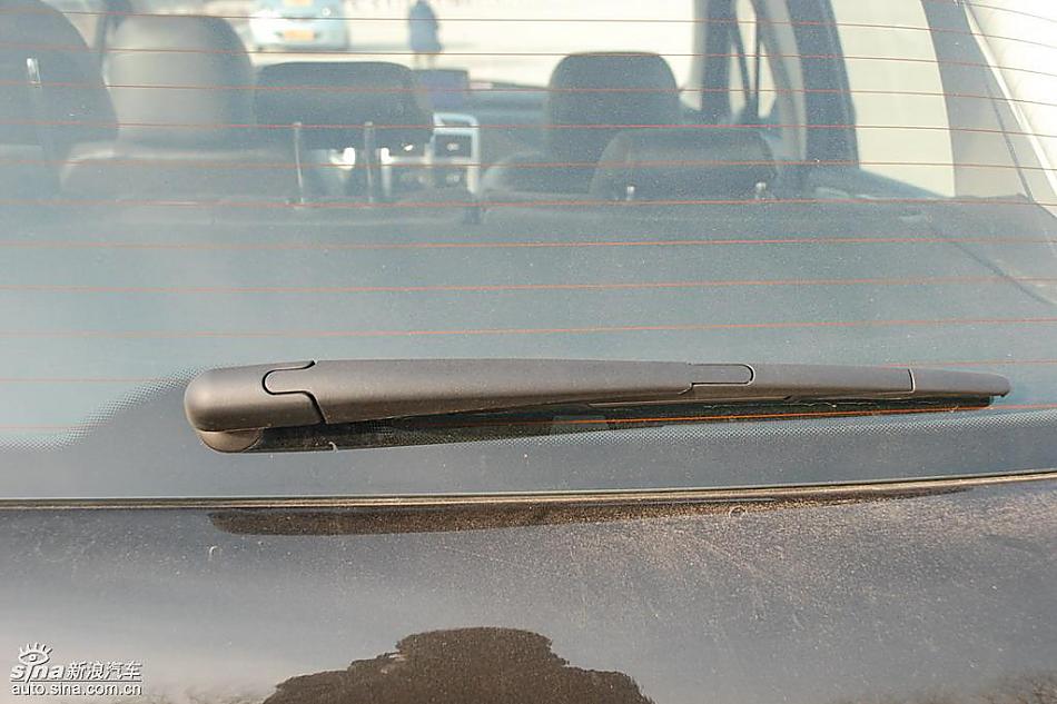 东风标致307两厢外观实拍图