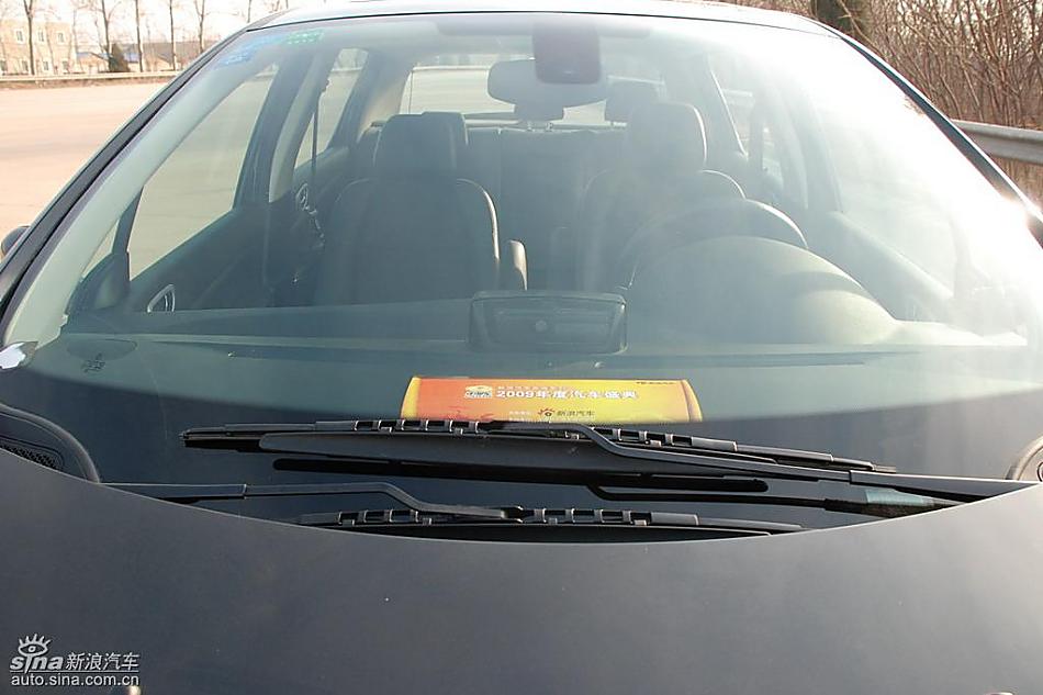 东风标致307两厢外观实拍图