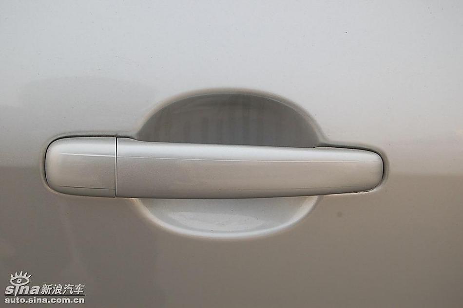 东风标致307Xs天窗版到店实拍