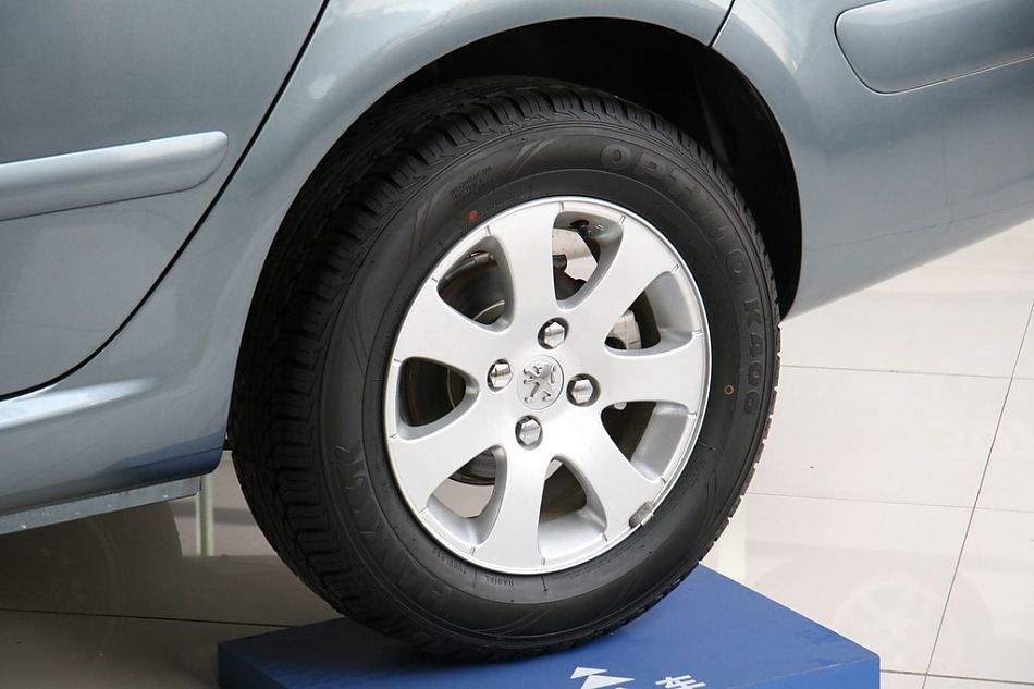 神龙汽车标致307车轮