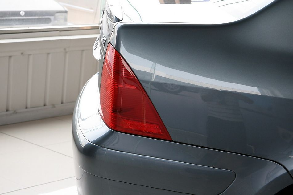 神龙汽车标致307尾灯