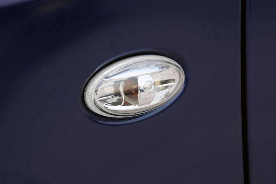 东风标致307两厢外观细节