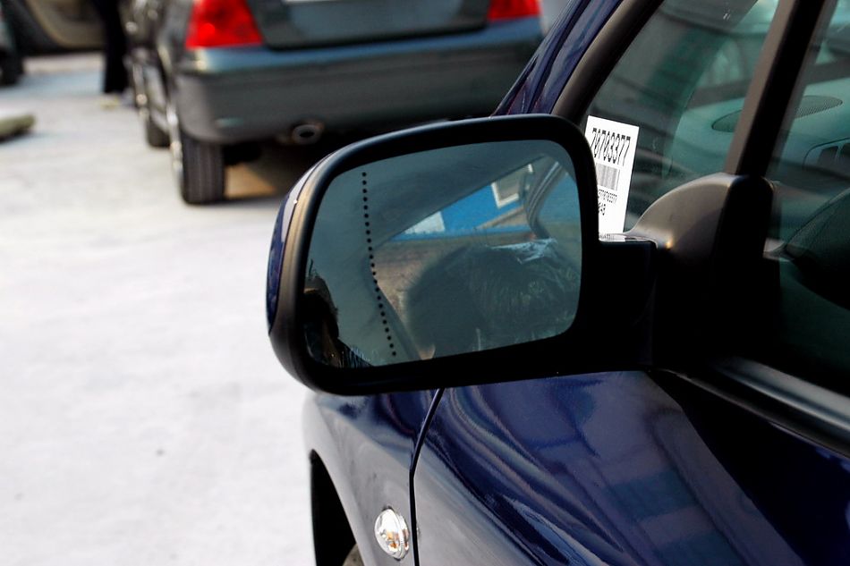 东风标致307两厢外观细节