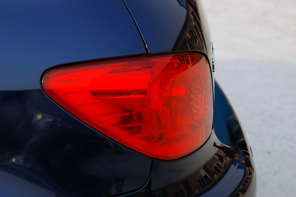 东风标致307两厢外观细节