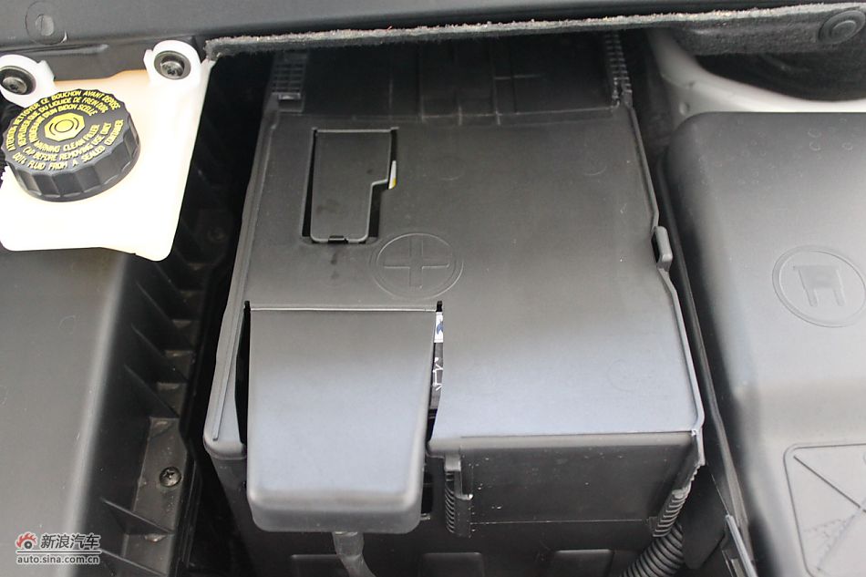 新标致307三厢其他