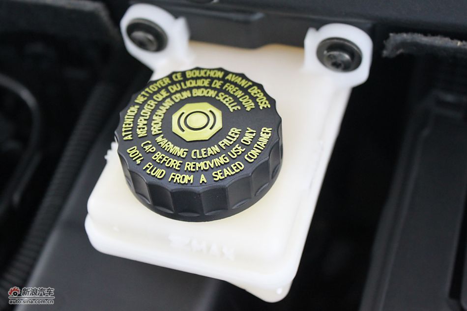 新标致307三厢其他