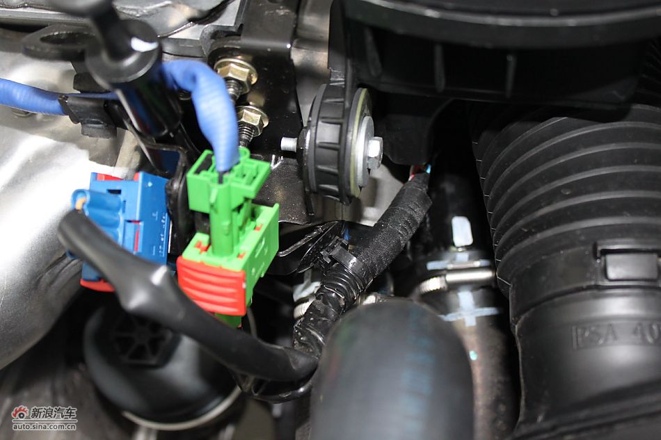 新标致307三厢其他