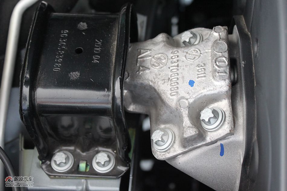 新标致307两厢其他