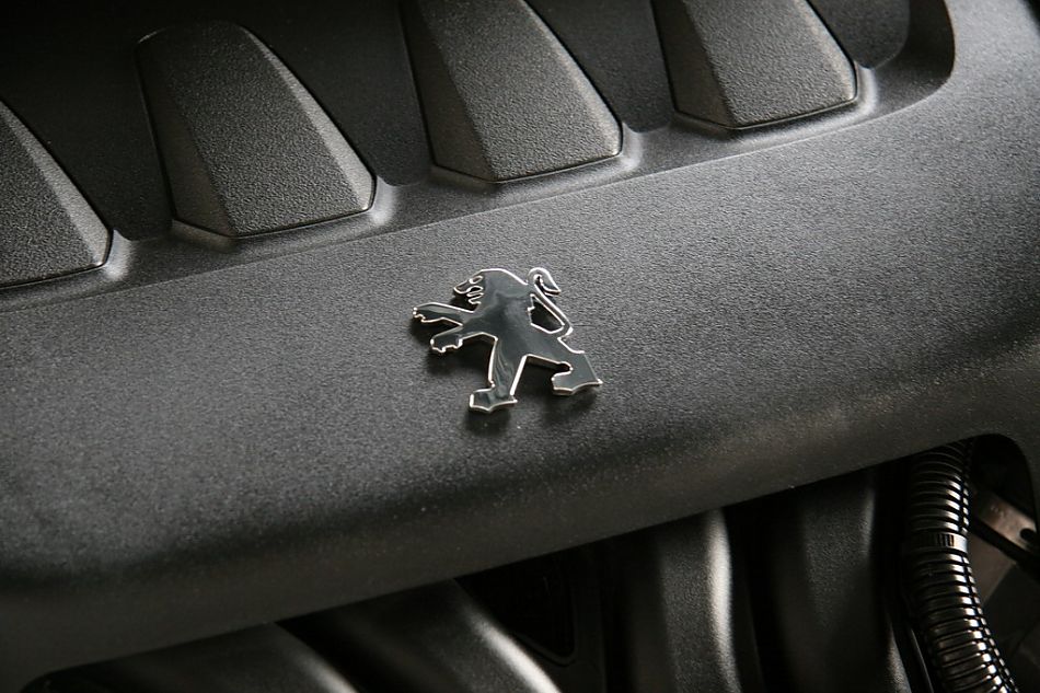 神龙汽车标致307发动机