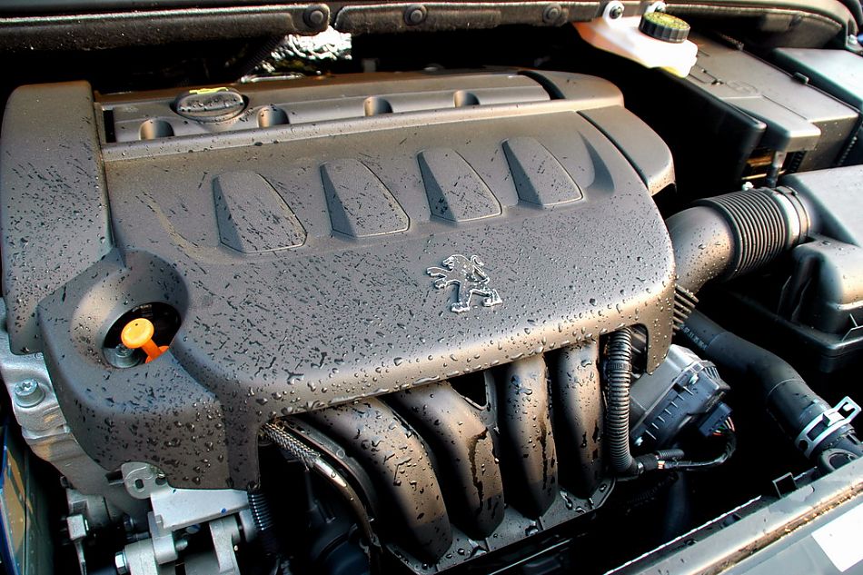 东风标致307两厢