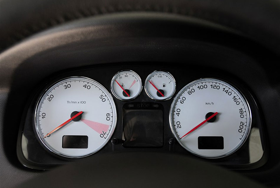 2013款标致307 1.6L自动CROSS